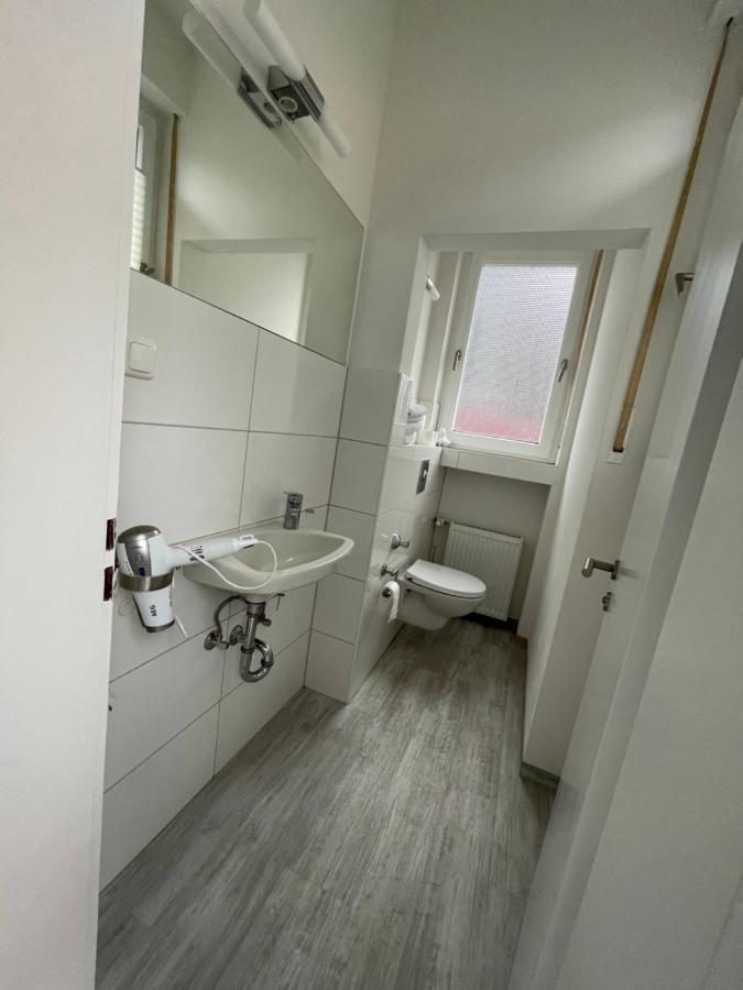Moderne Und Gemuetliches Appartement Im Eg Mit Eigenem Zugang In Guter Wohnlage Mülheim an der Ruhr Exterior foto